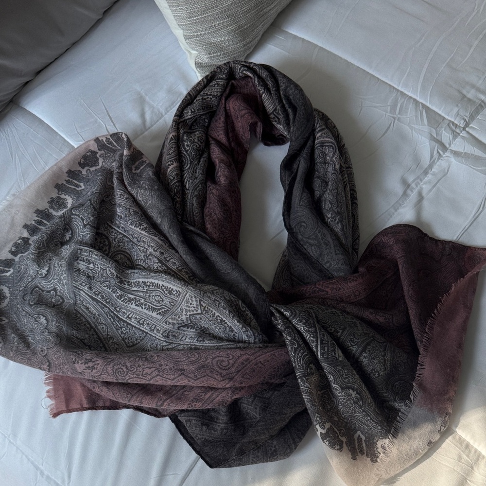 Elegant Paisley Scarf